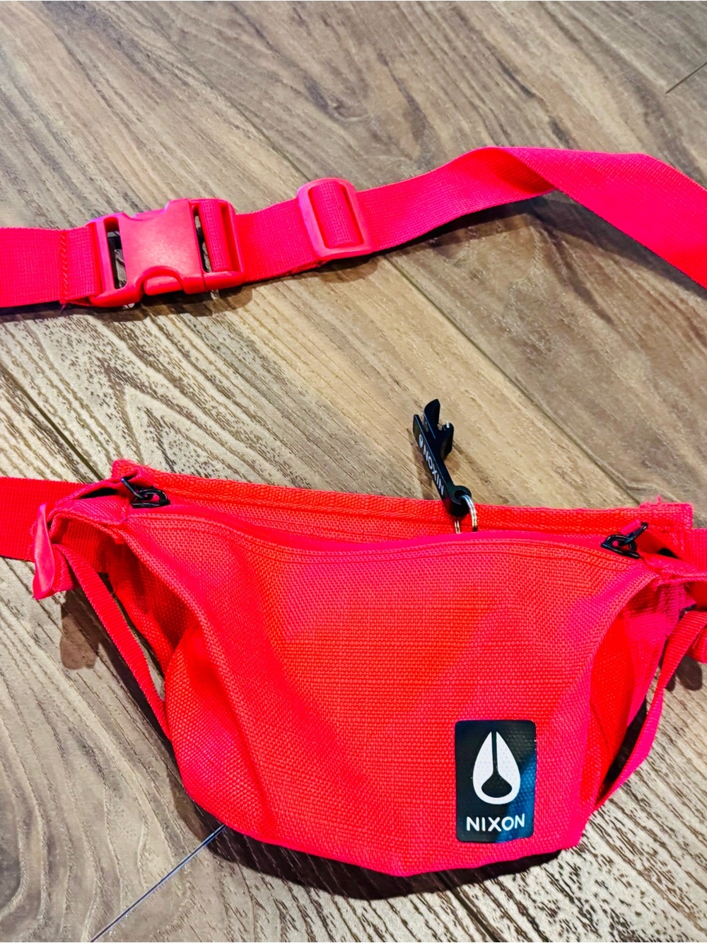 Nixon Happy Trails Trestles Hip Pack Red Belt Bag Unisex